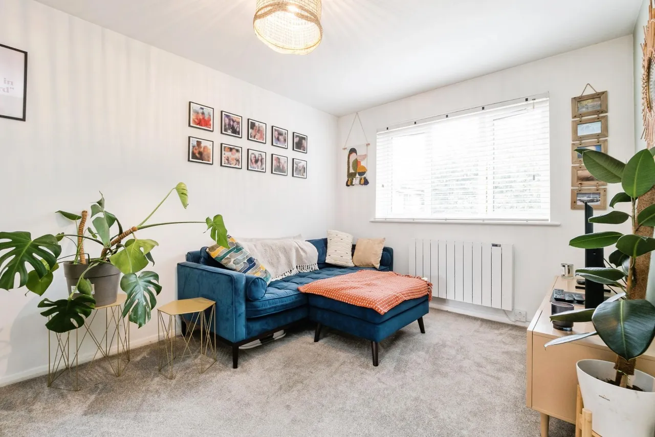 Greenacre Gardens, London, E17, photo 4