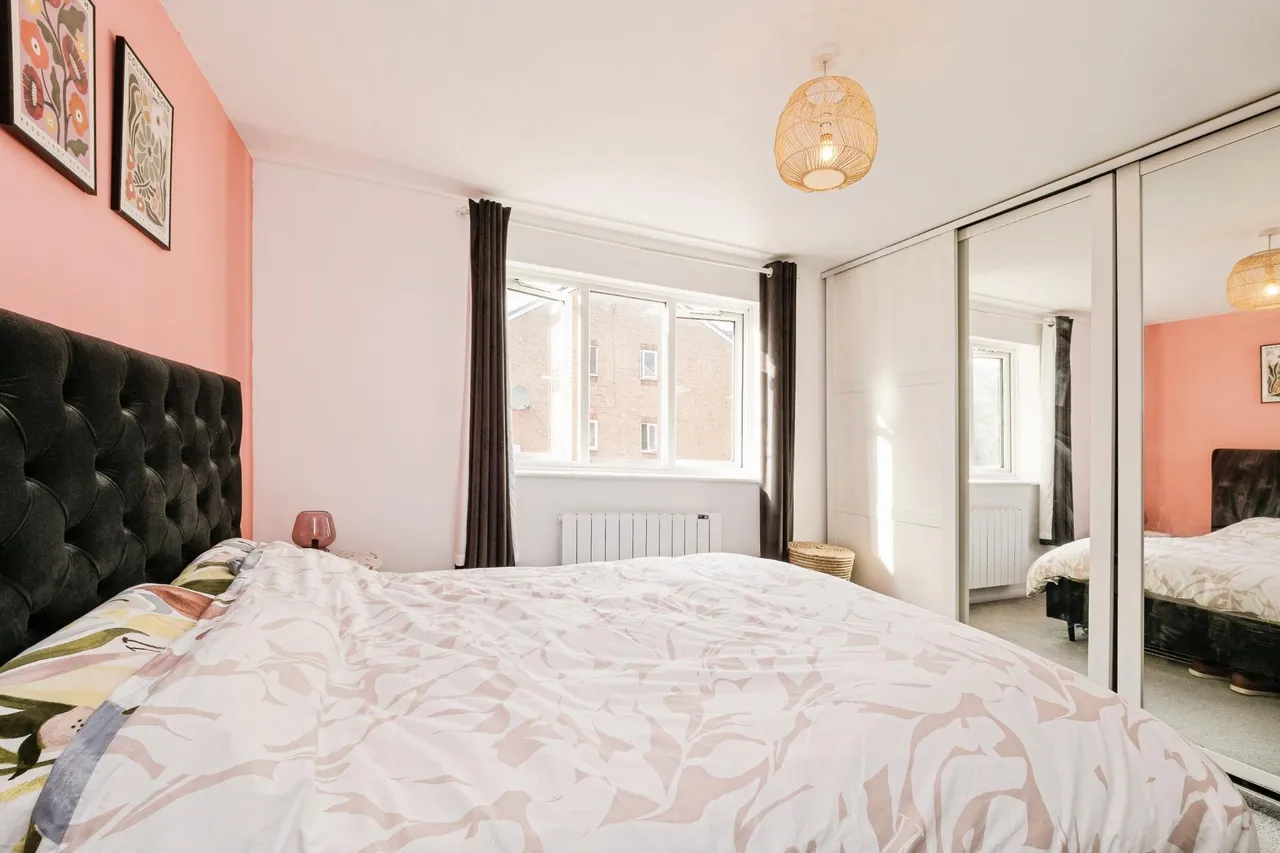 Greenacre Gardens, London, E17, photo 13