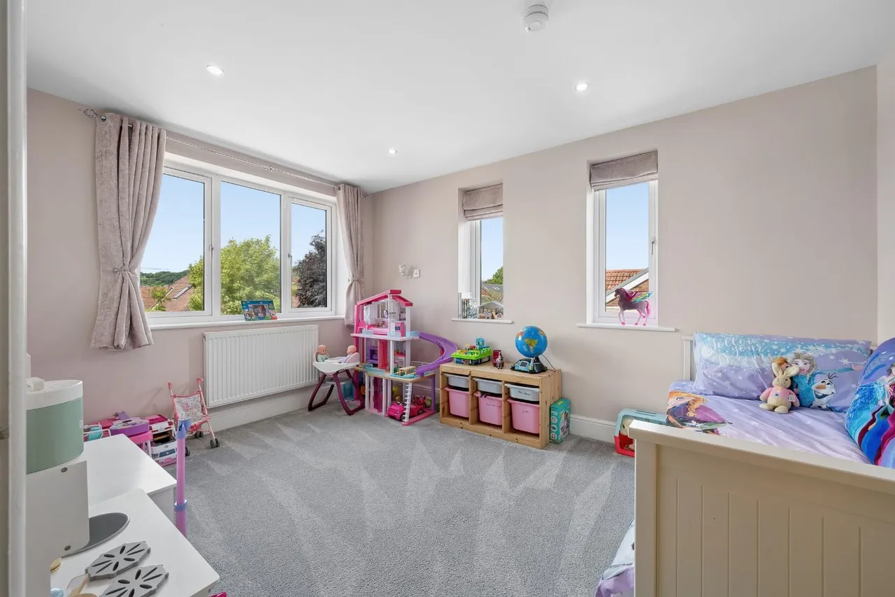 Crag Avenue, Summerseat, Bury, BL9 5NZ, photo 22
