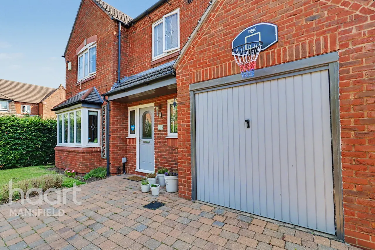 Chestnut Close, Mansfield, NG18, photo 31
