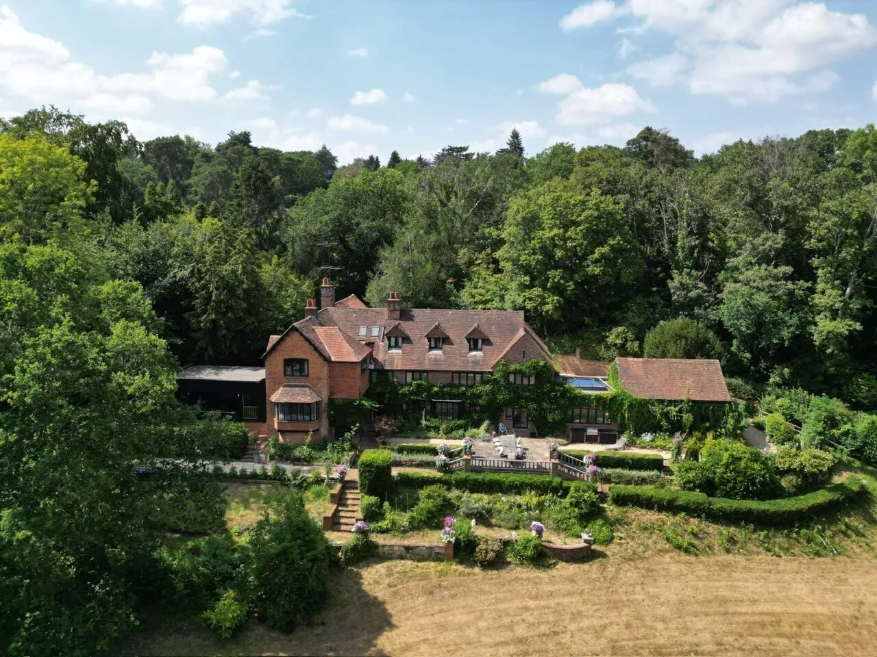 9 bed house for sale — Tilford Road, Farnham, Surrey, GU9