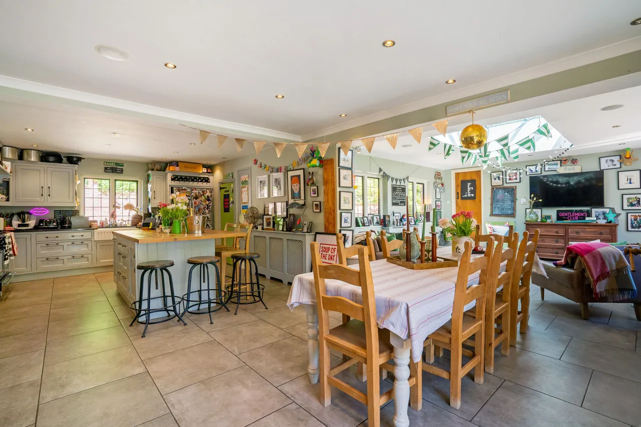 Tilford Road, Farnham, Surrey, GU9, photo 10
