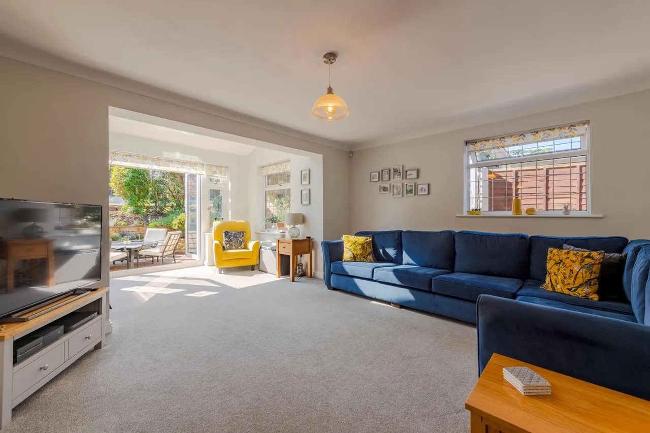 Fir Grove, Wollaston, Stourbridge, photo 5