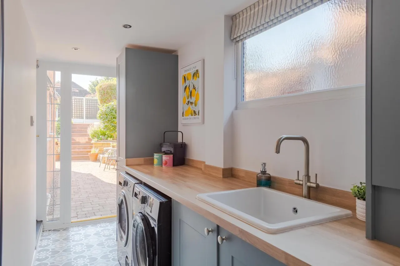 Fir Grove, Wollaston, Stourbridge, photo 17