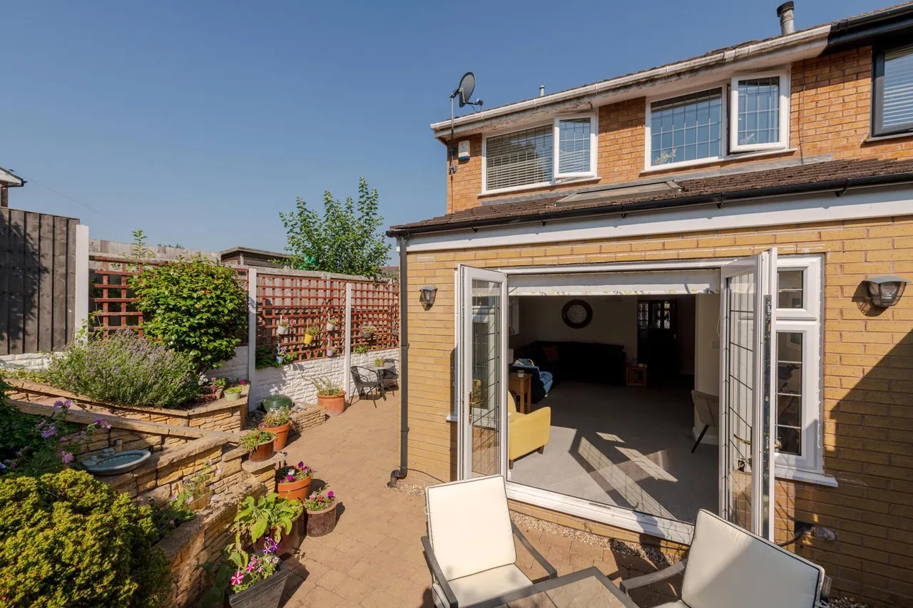 Fir Grove, Wollaston, Stourbridge, photo 34