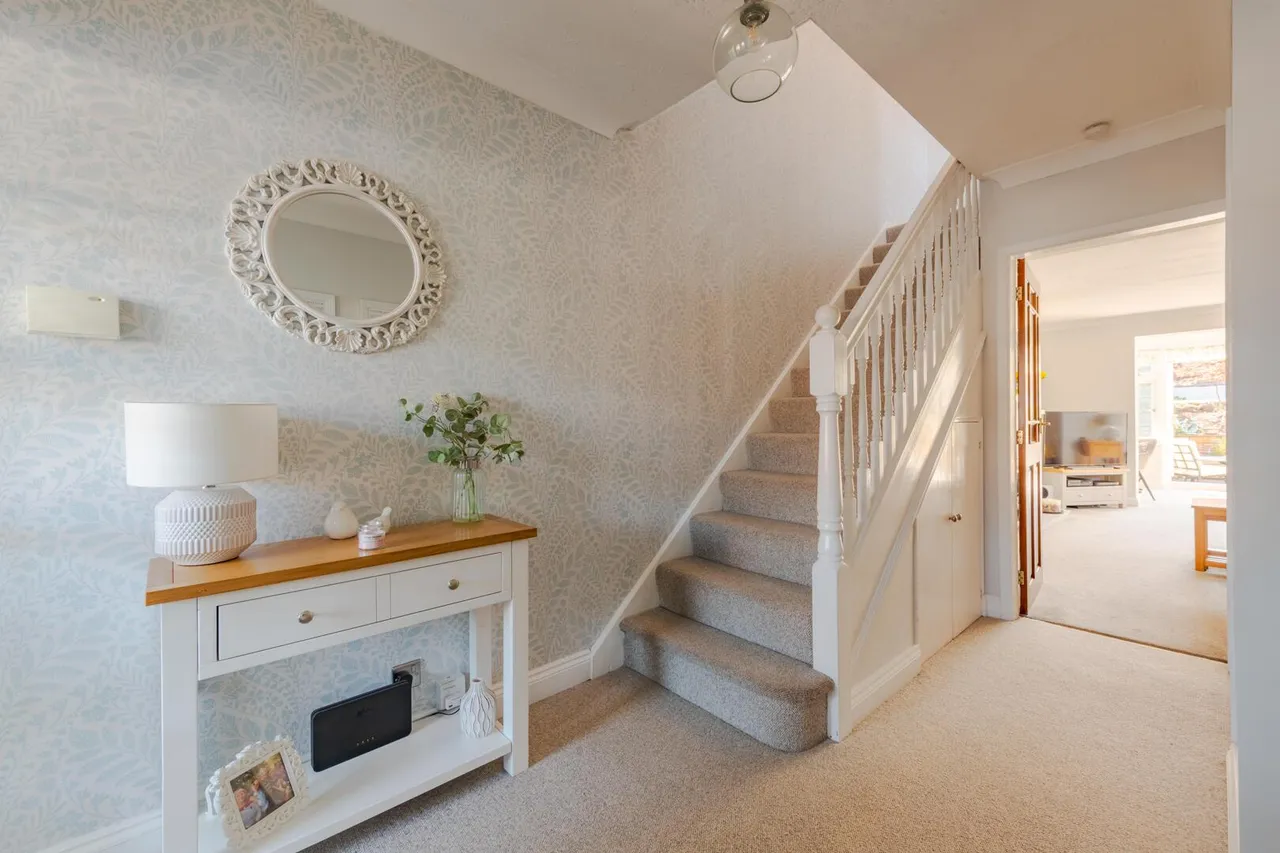 Fir Grove, Wollaston, Stourbridge, photo 4