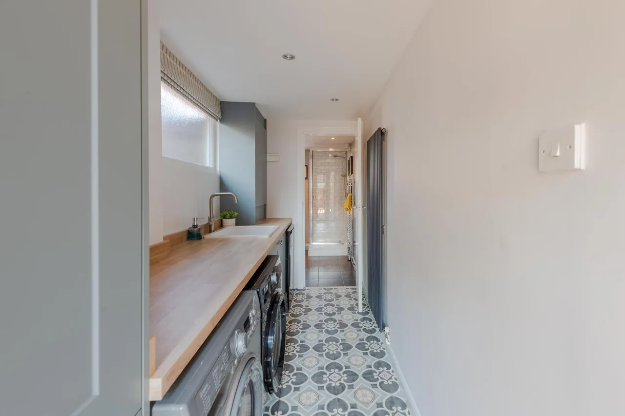 Fir Grove, Wollaston, Stourbridge, photo 18