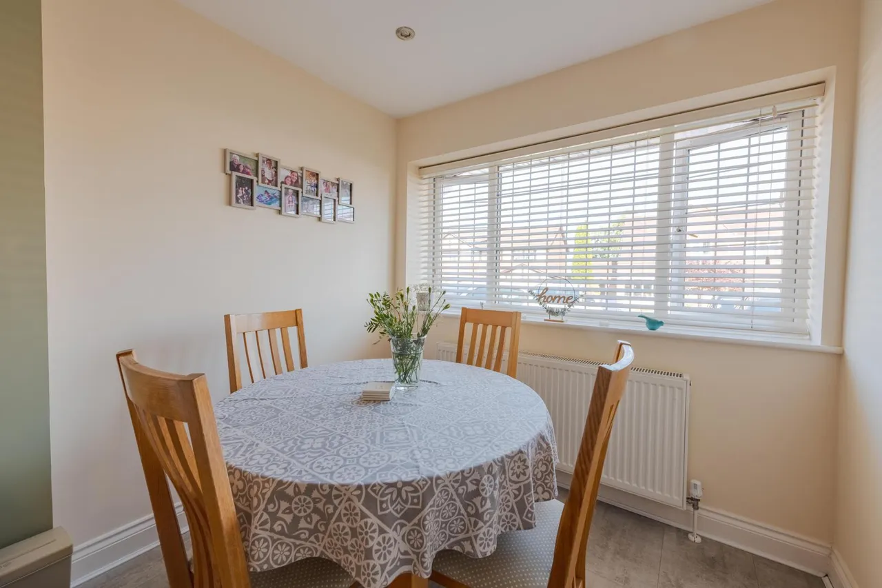 Fir Grove, Wollaston, Stourbridge, photo 15