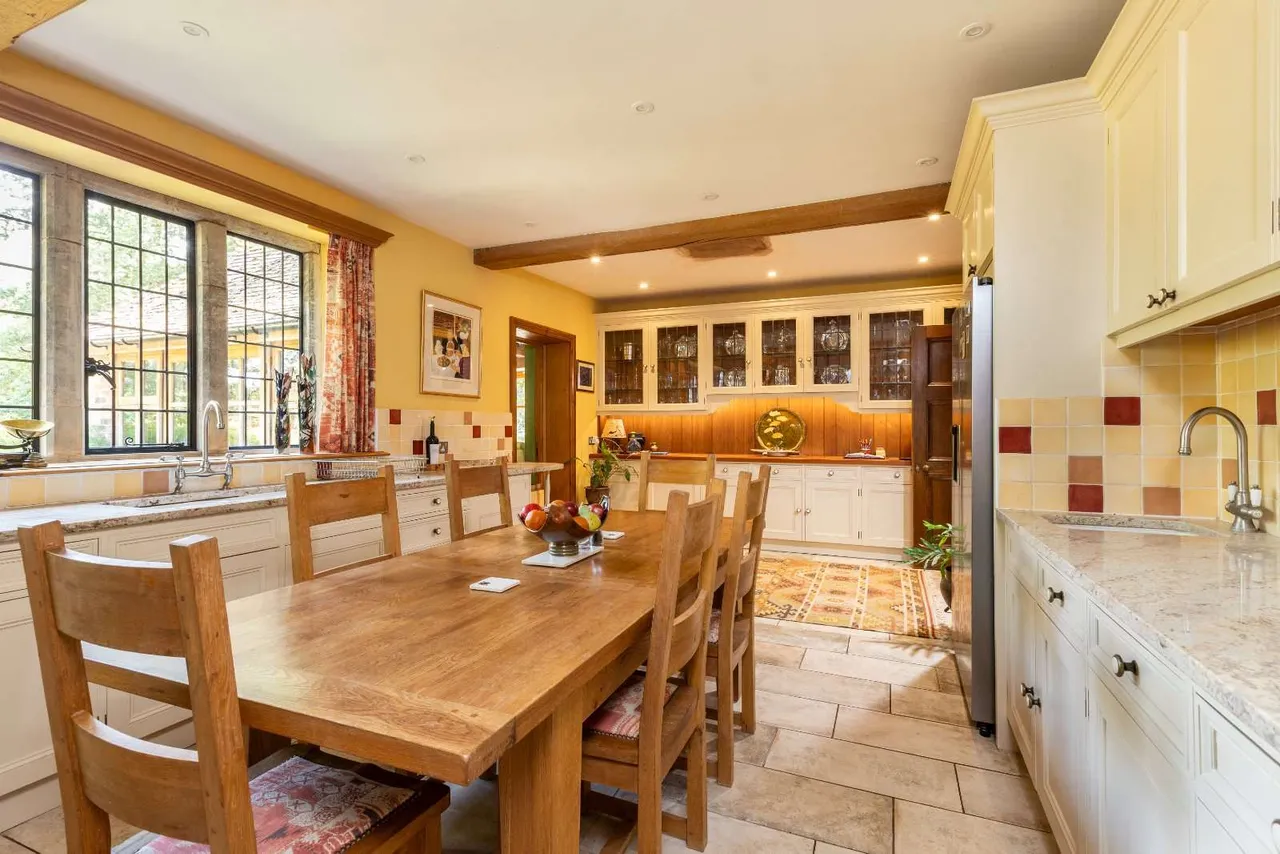 Sutton End, Sutton, RH20, photo 11