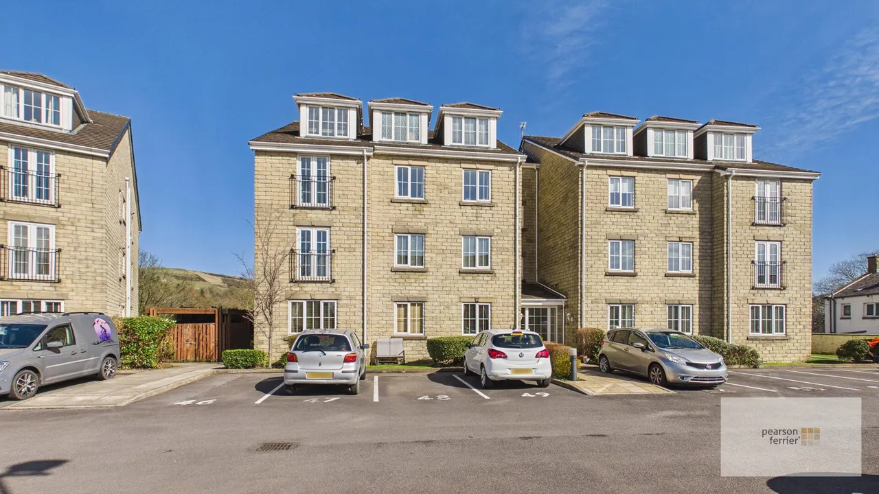 2 bed flat for sale — Edenhurst Apartments, Manchester Road, Haslingden, BB4 6LJ