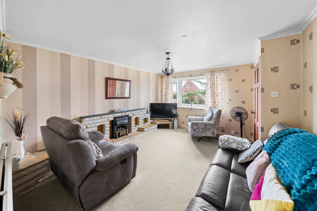 Stratton Drive, Platt Bridge, Wigan, Wigan, WN2 5HR, photo 5