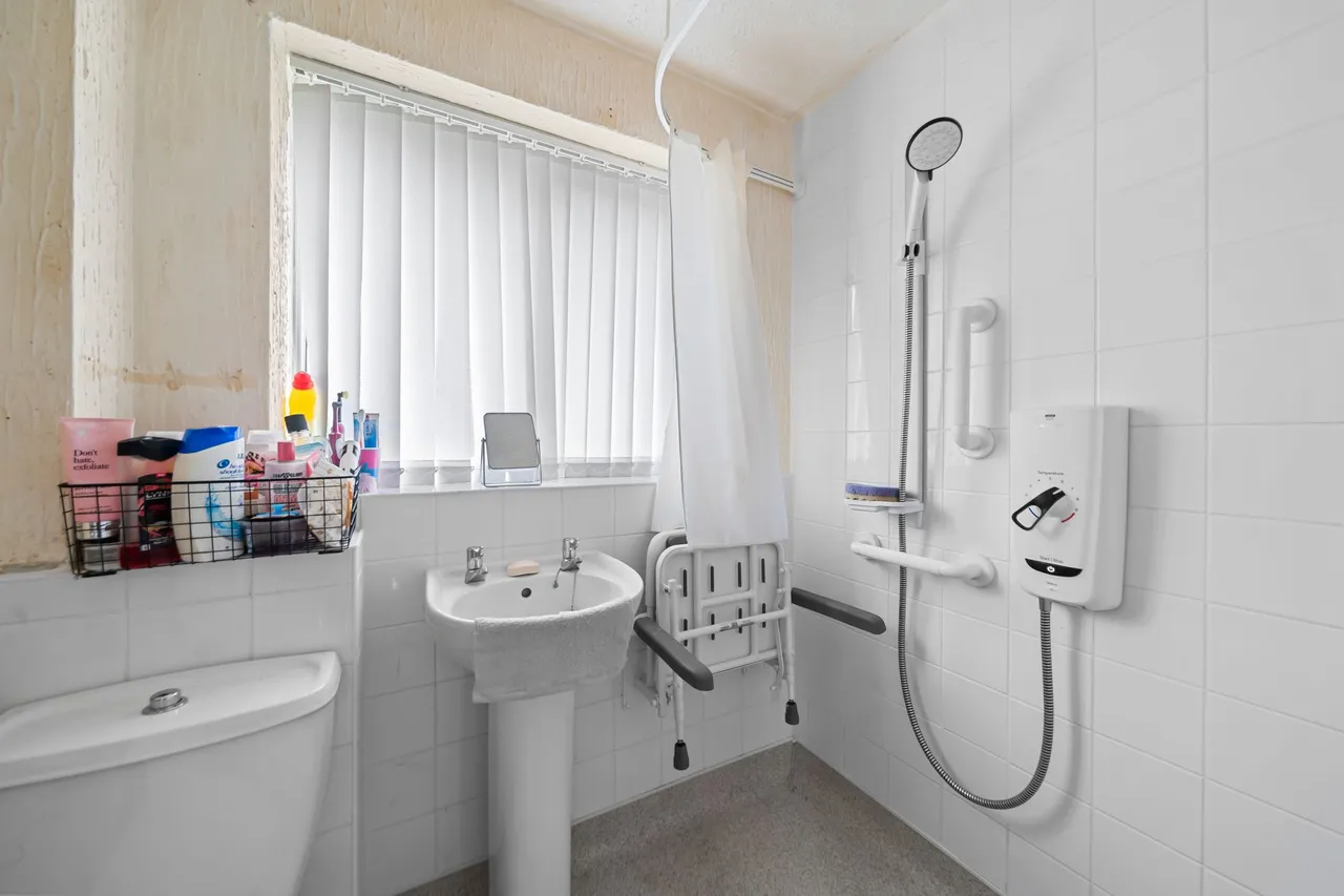 Stratton Drive, Platt Bridge, Wigan, Wigan, WN2 5HR, photo 13