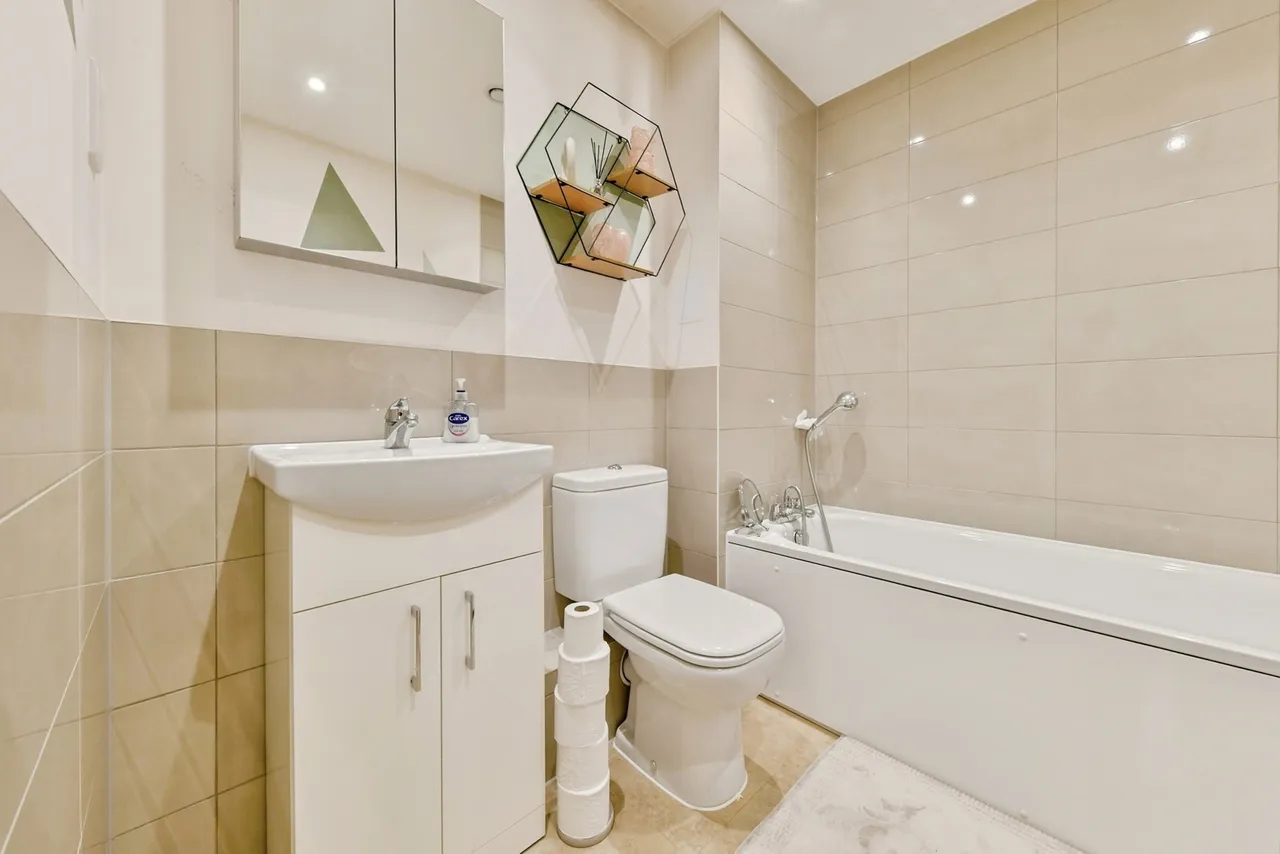 Giles Crescent, Stevenage, SG1, photo 16