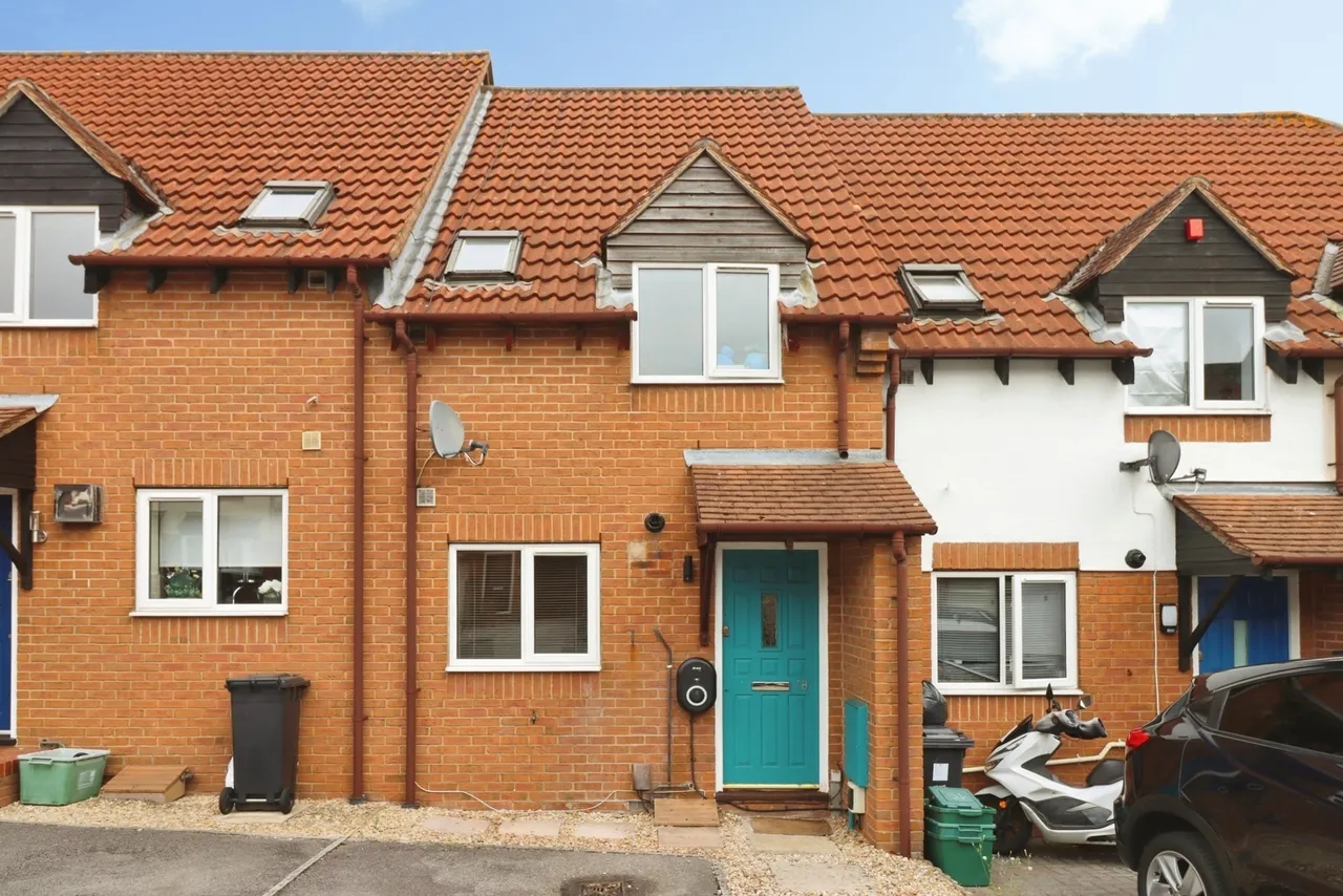 2 bed house for sale — Grange Close, Bradley Stoke, Bristol, BS32