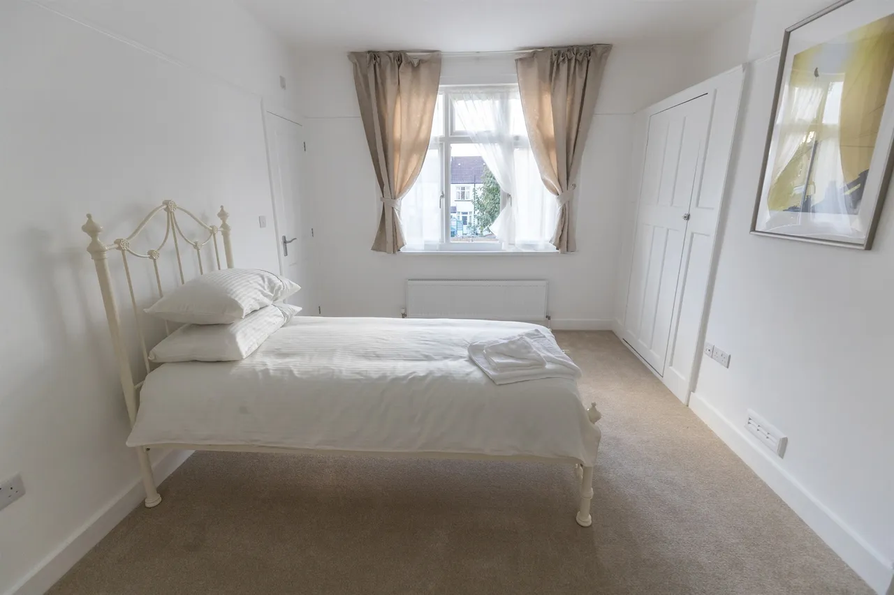 Pagehurst Road, Croydon, photo 12