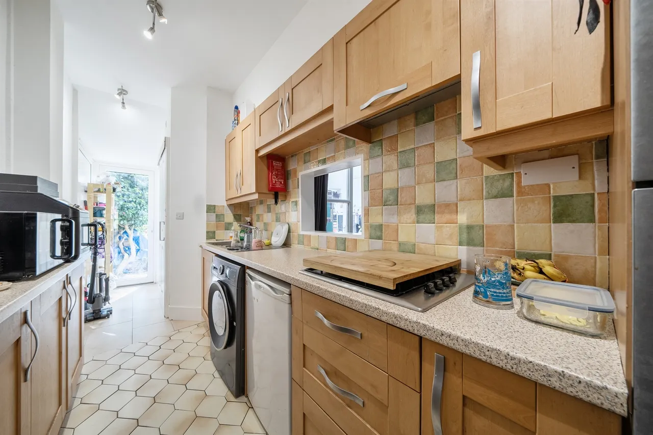 Pagehurst Road, Croydon, photo 3