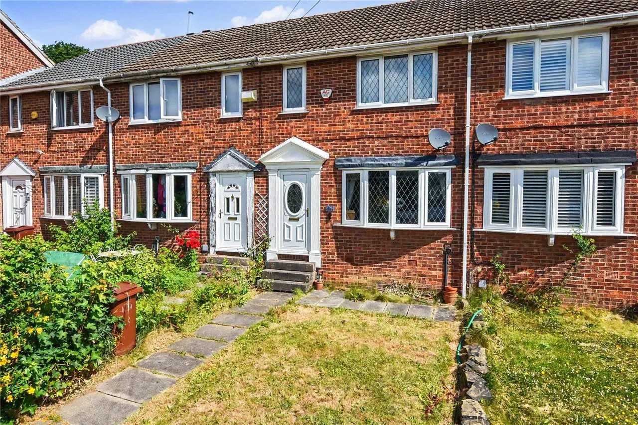 3 bed house for sale, Valley Road, Pudsey, LS28