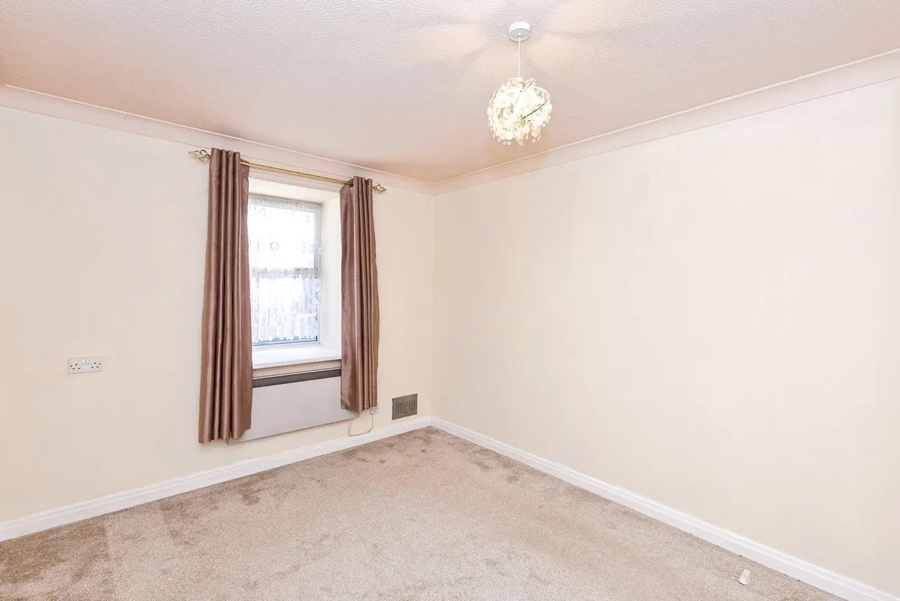 Longbridge Road, Barking, IG11, photo 9