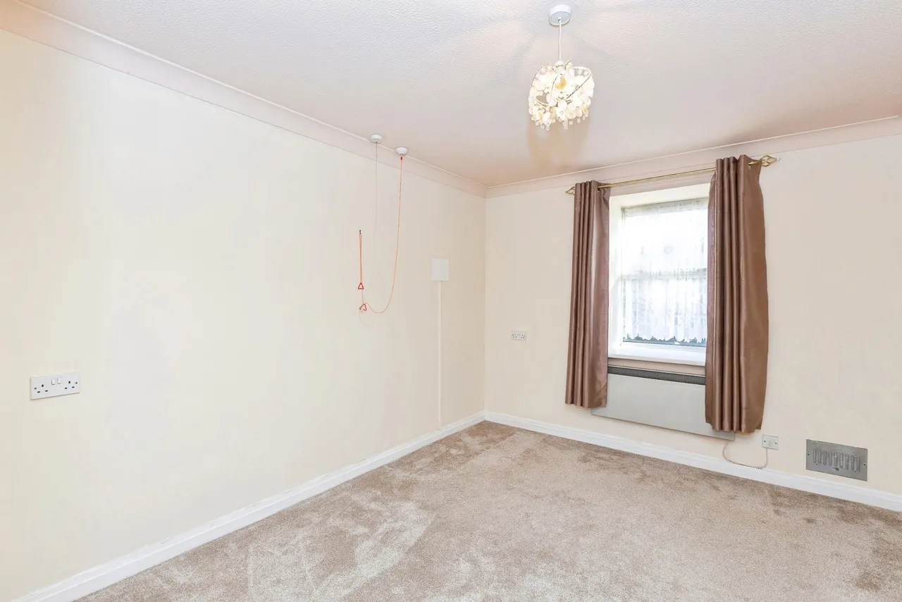 Longbridge Road, Barking, IG11, photo 8