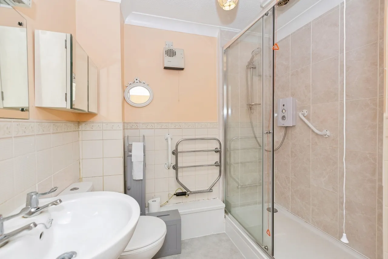 Longbridge Road, Barking, IG11, photo 11