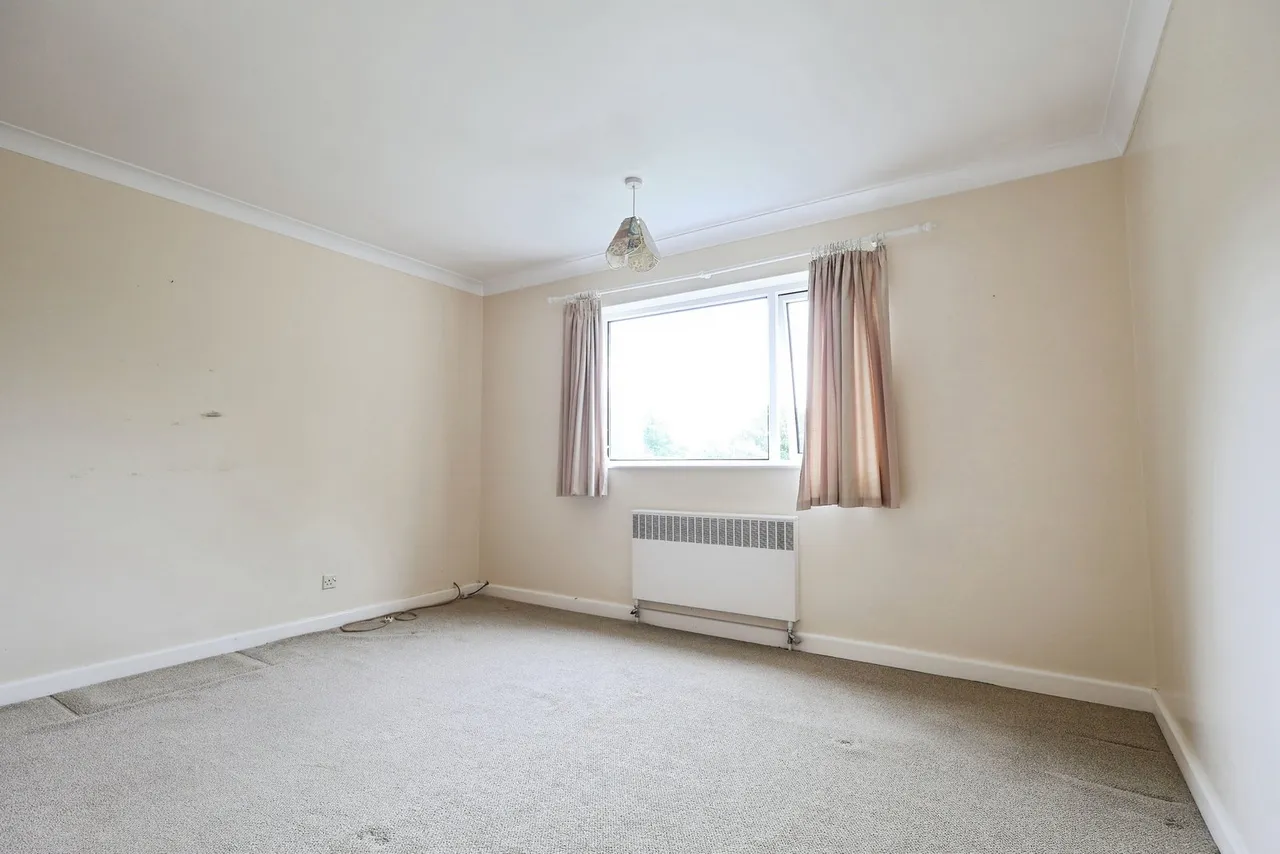 Yartleton Lane, May Hill, GL17, photo 13