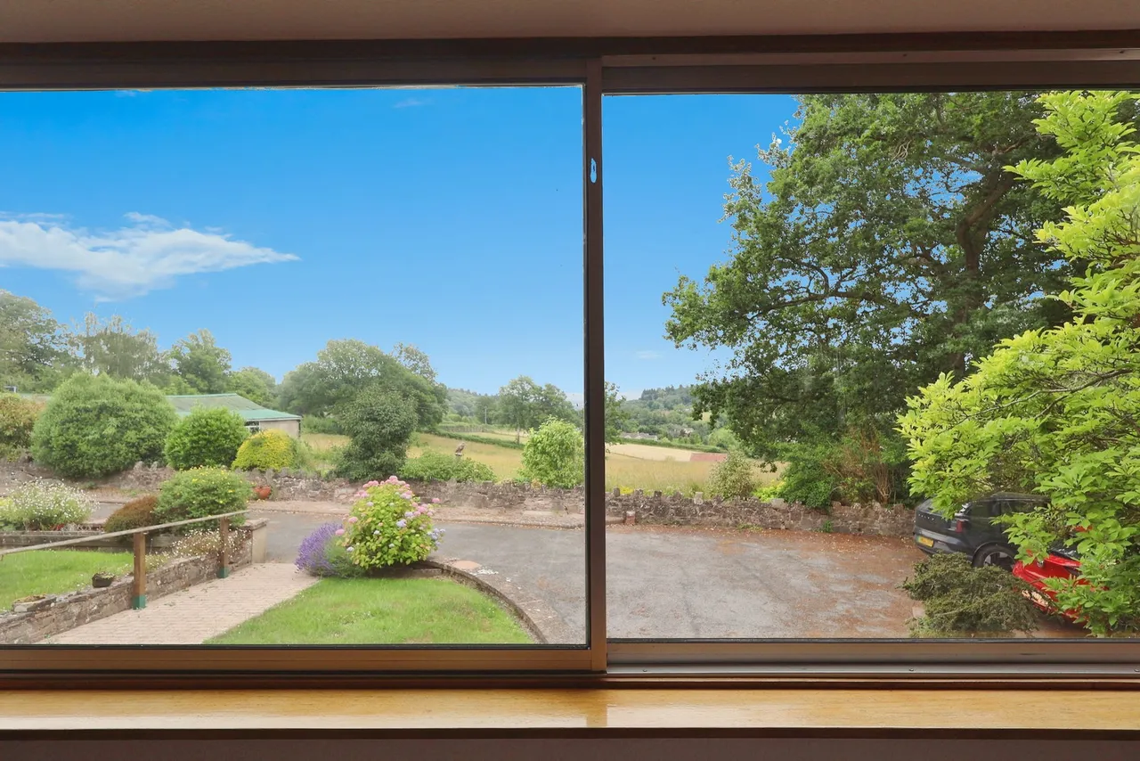 Yartleton Lane, May Hill, GL17, photo 8