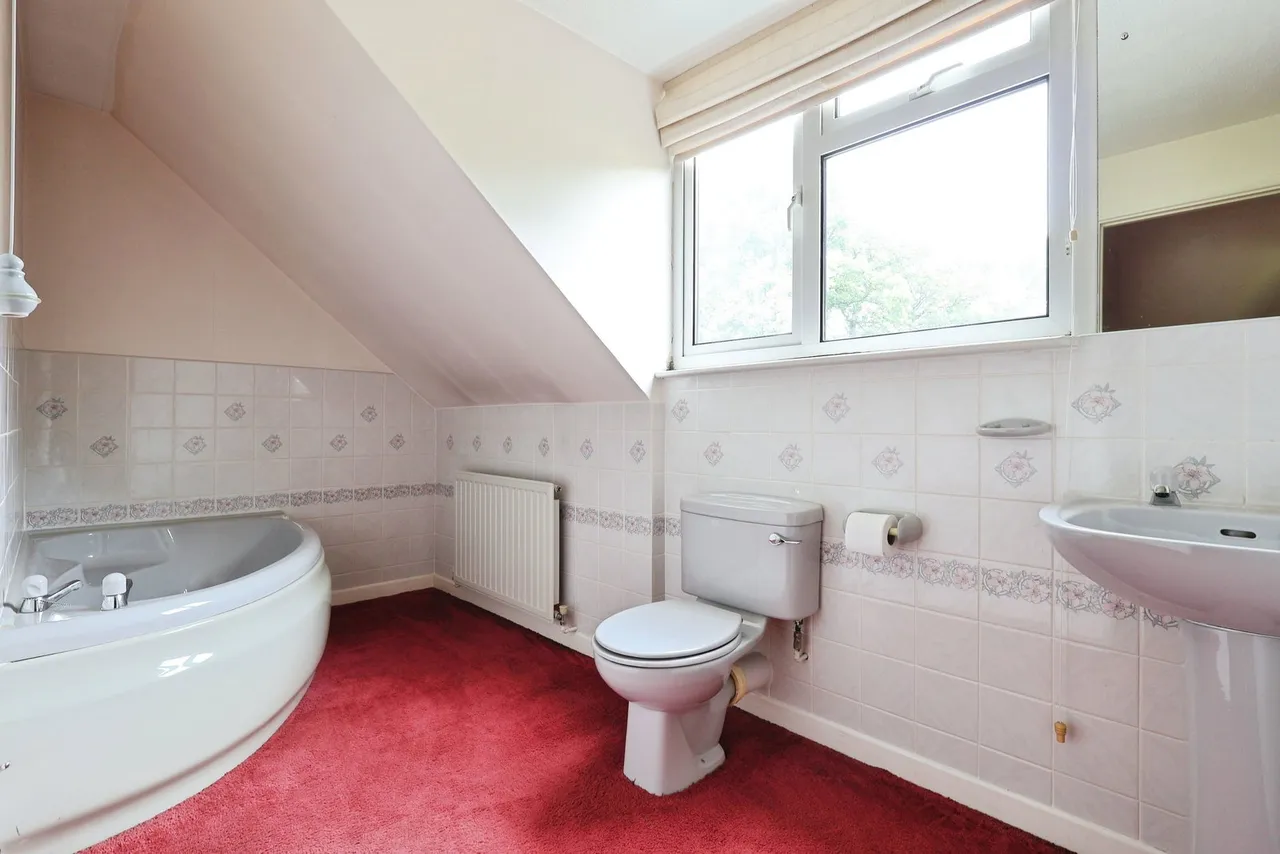Yartleton Lane, May Hill, GL17, photo 19
