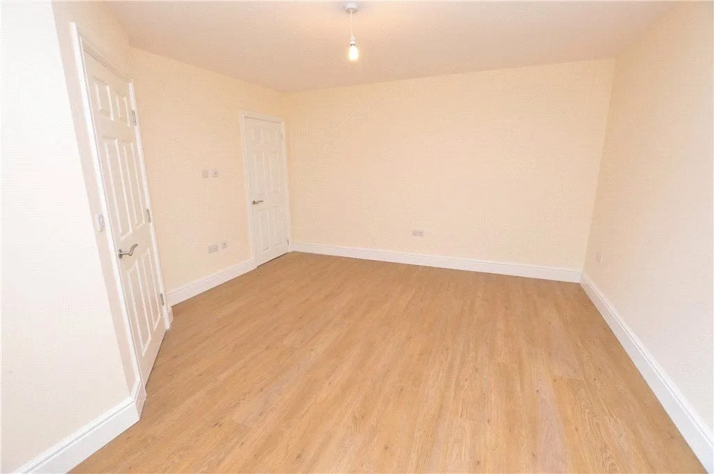 High Street, Kippax, LS25, photo 8
