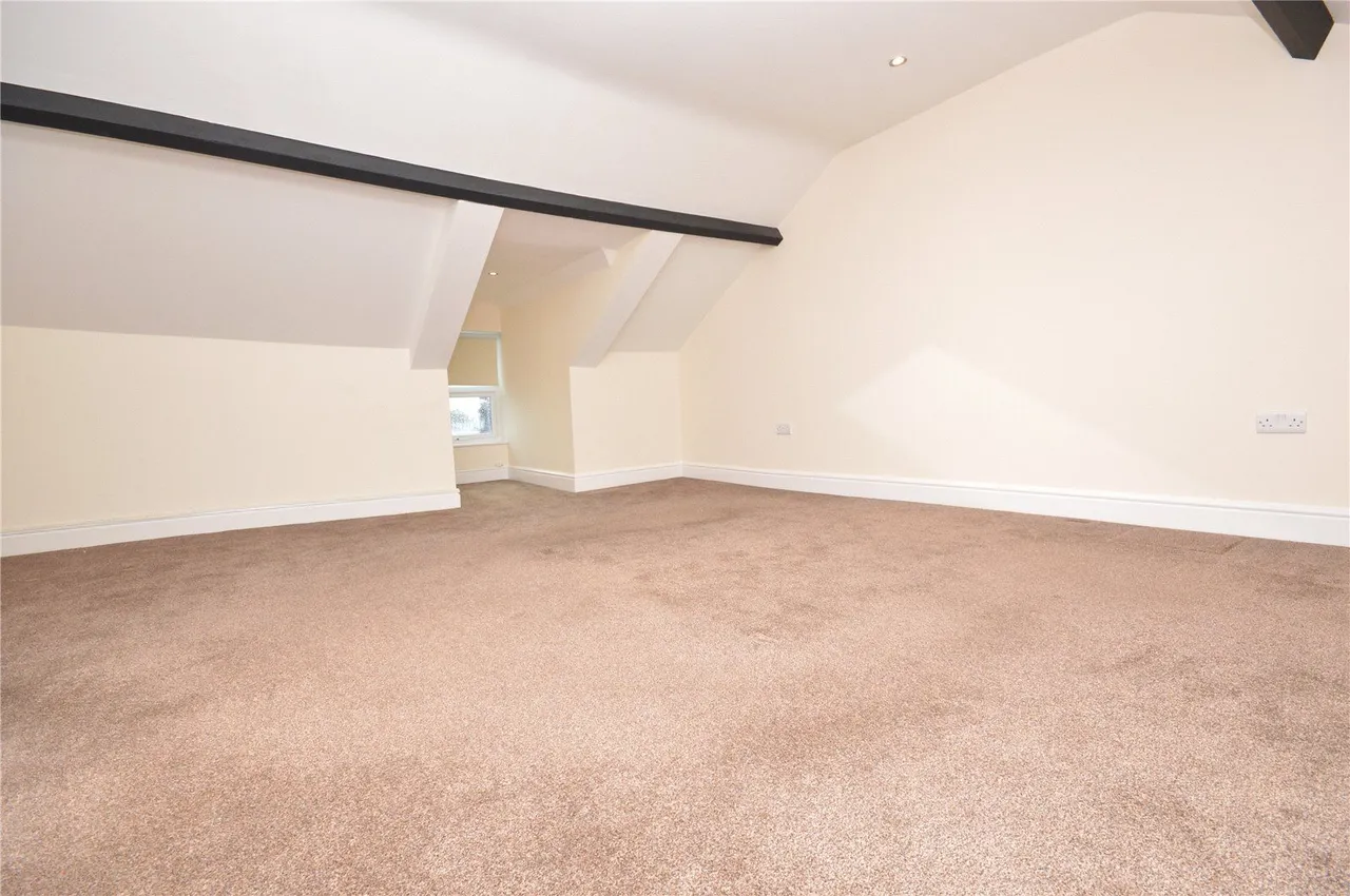High Street, Kippax, LS25, photo 7