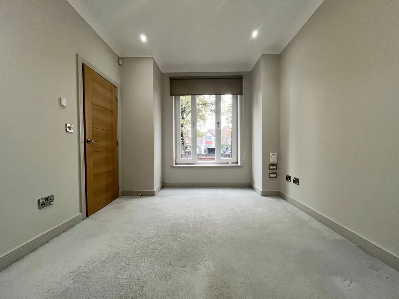 Coleshill Road, Birmingham, B36, photo 6