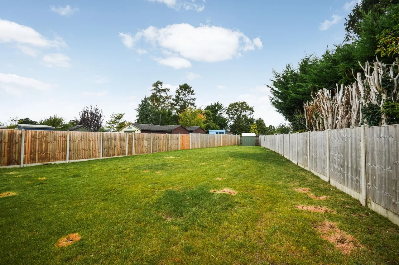 Fletcher Close, Tunstead, NR12, photo 15