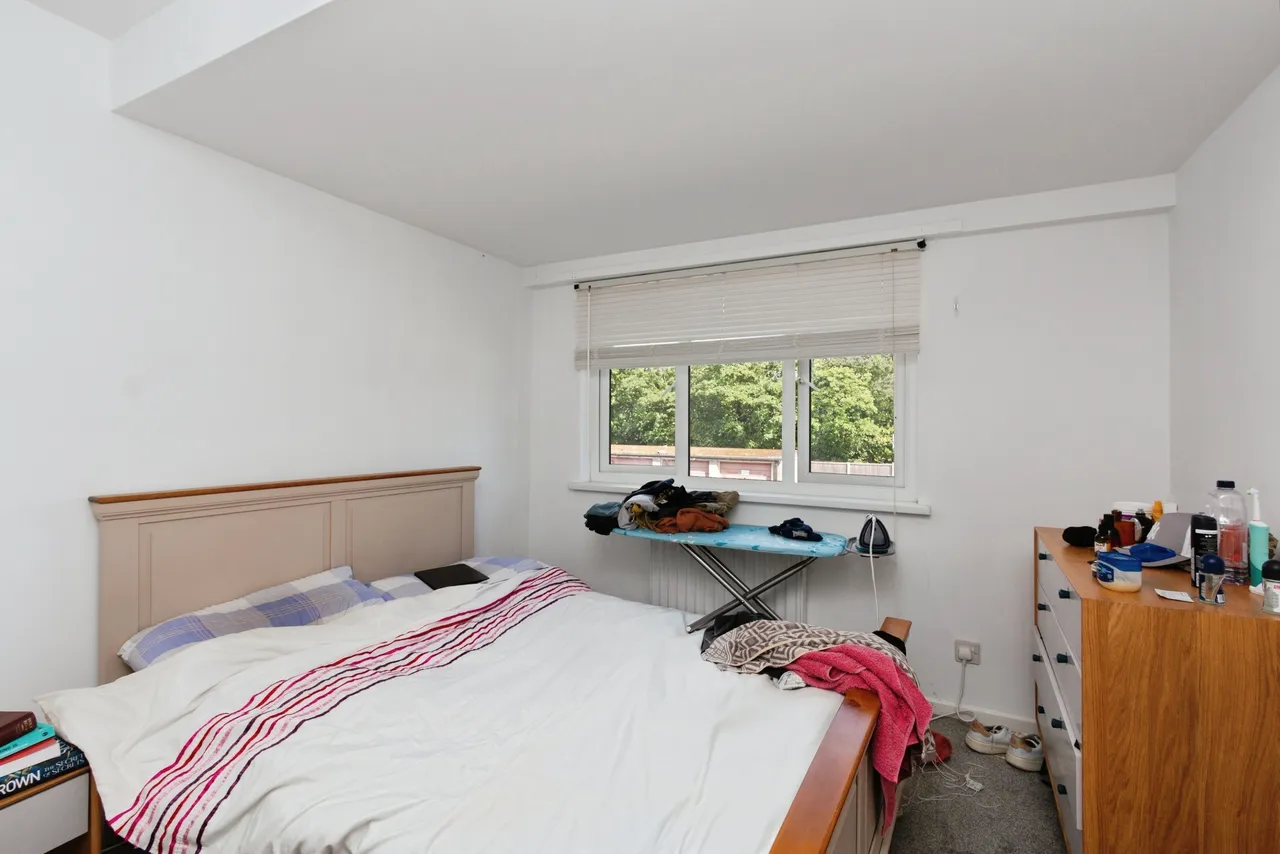 Essex Close, Bordon, photo 12
