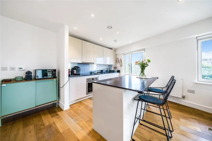 Bradley Road, London, SW4, photo 4