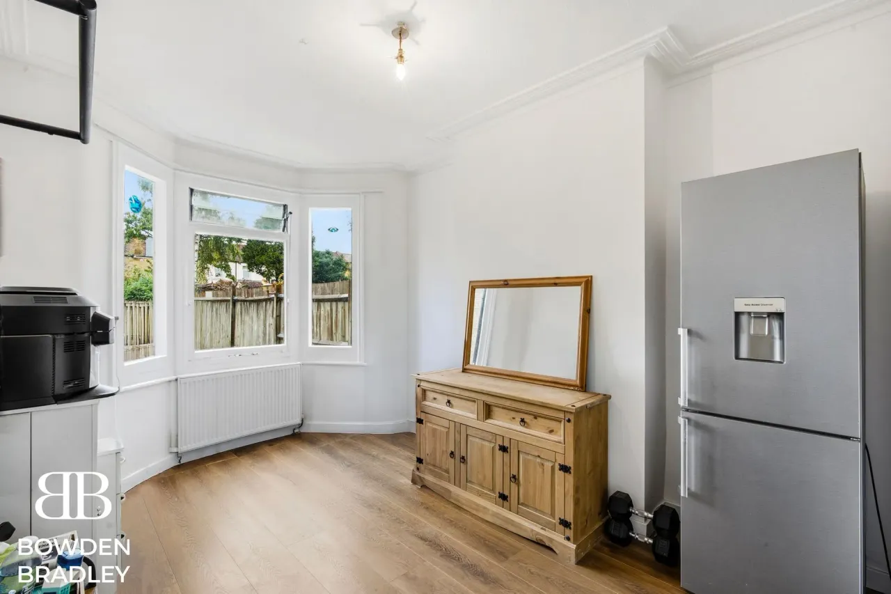 Auckland Road, Ilford, IG1, photo 25