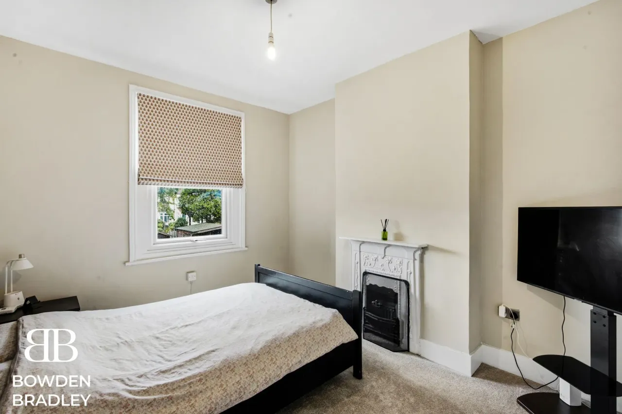 Auckland Road, Ilford, IG1, photo 10