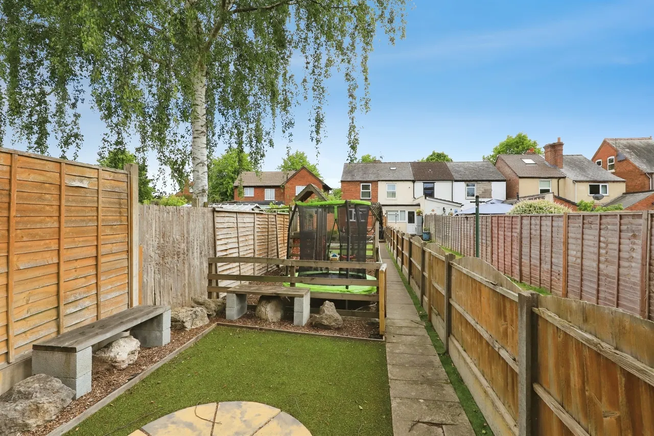 Neville Avenue, Kidderminster, DY11, photo 9