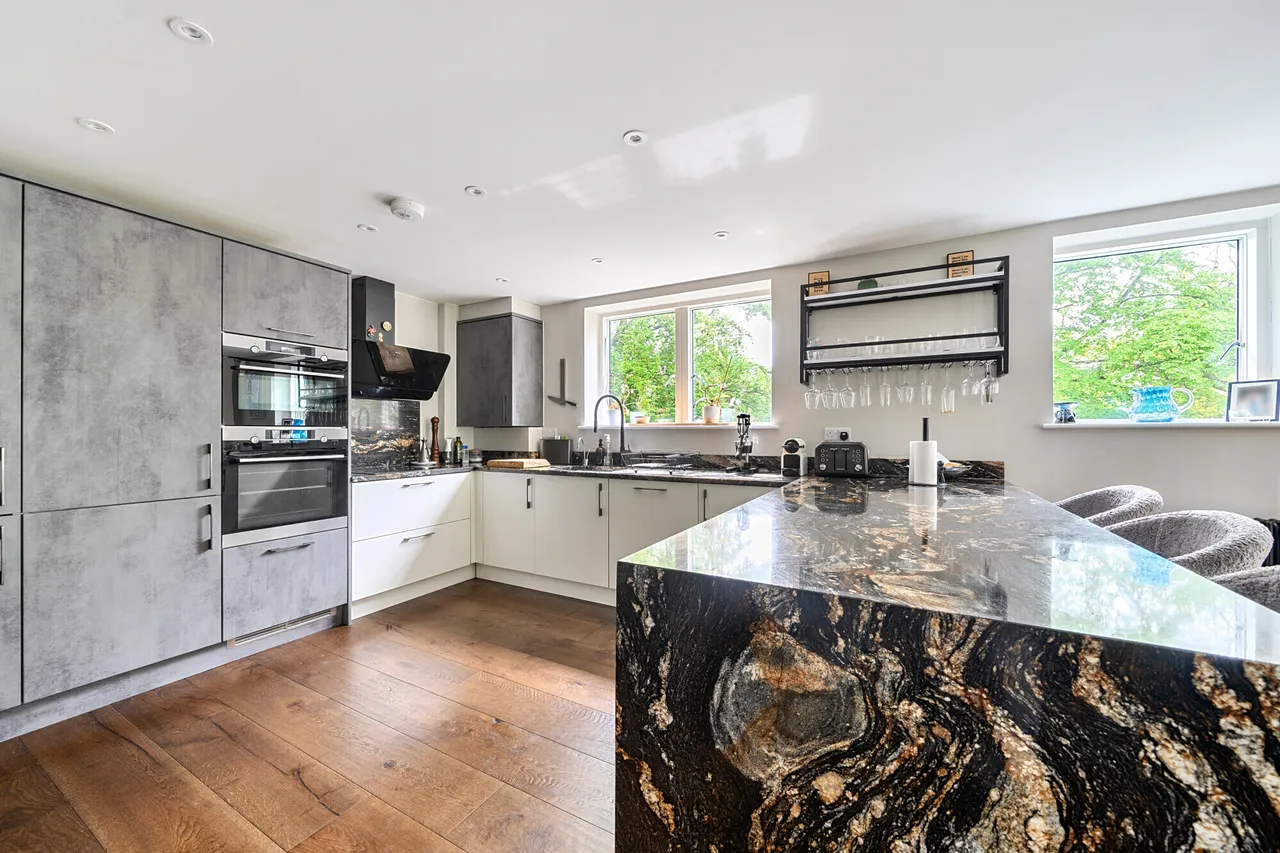 3 bed flat for sale — Mount Harry Road, Sevenoaks, TN13