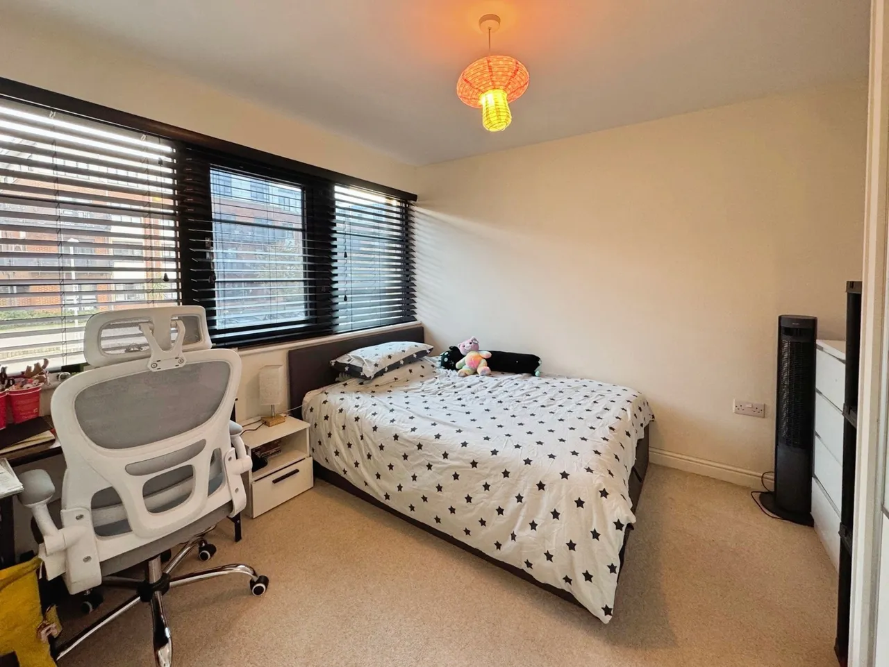 Kestrel Road, Farnborough, GU14, photo 8
