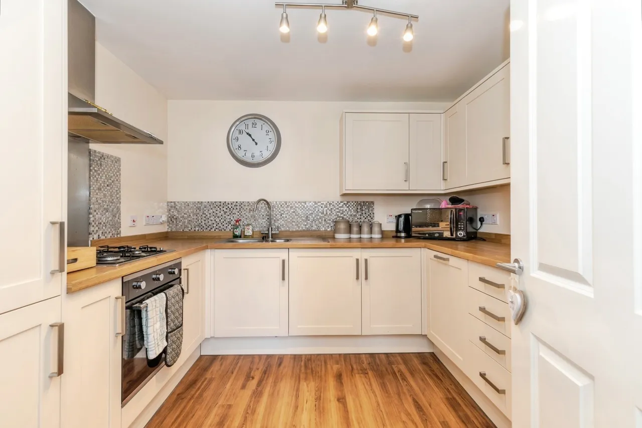 Buckhurst Road, Bexhill-on-Sea, TN40, photo 3