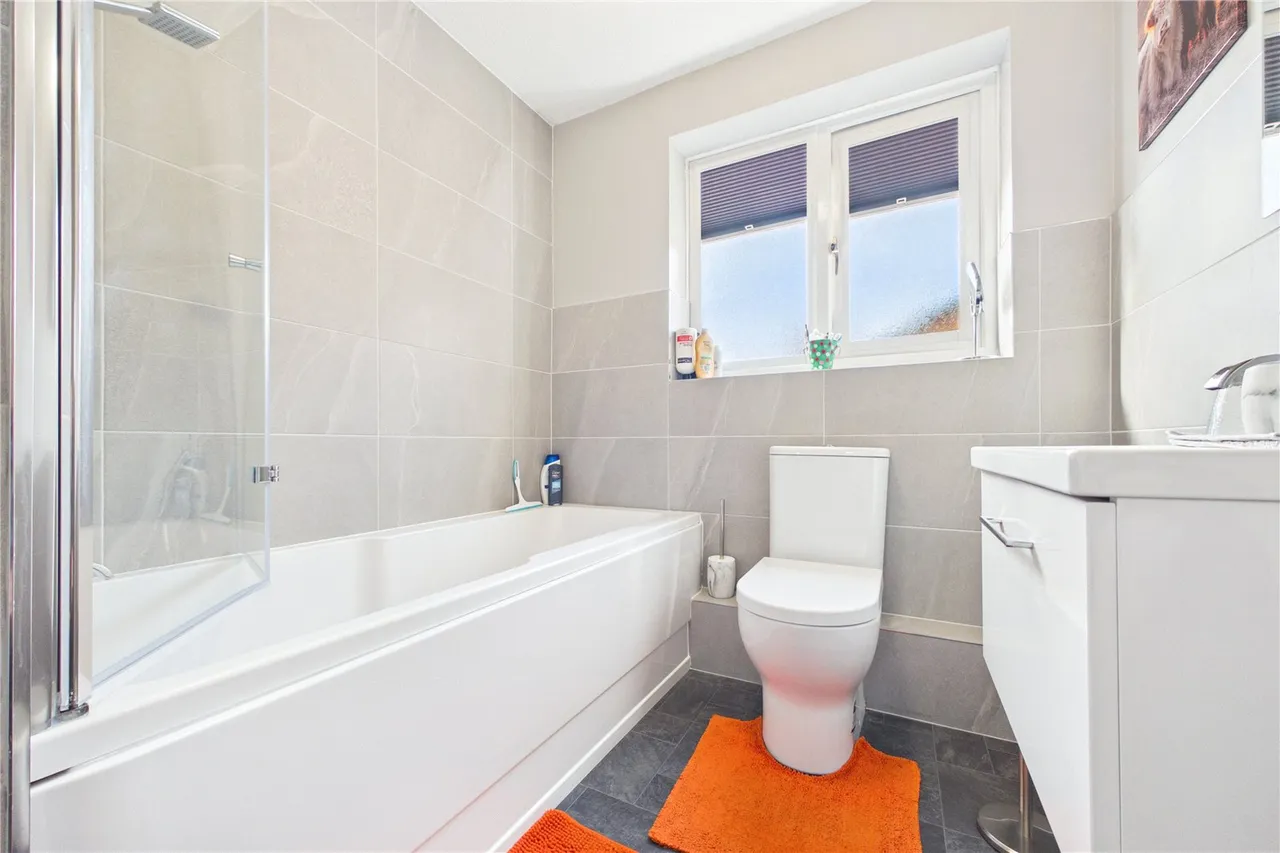 Primrose Gardens, Hatch Warren, RG22, photo 12