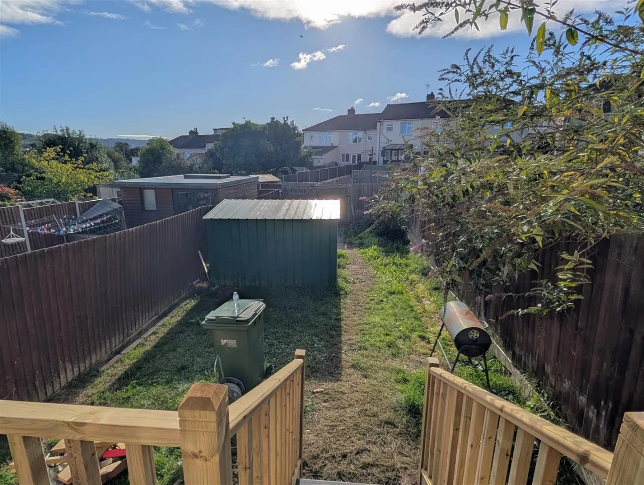 Lawrence Grove, Dursley, GL11, photo 11