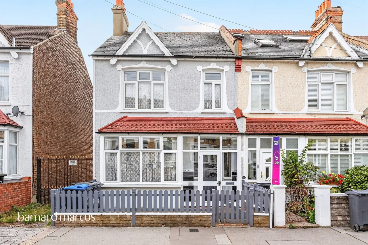 4 bed house for sale — Howberry Road, Thornton Heath