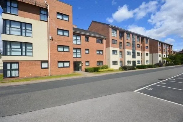2 bed flat for sale, Lowbridge Court, Garston, L19