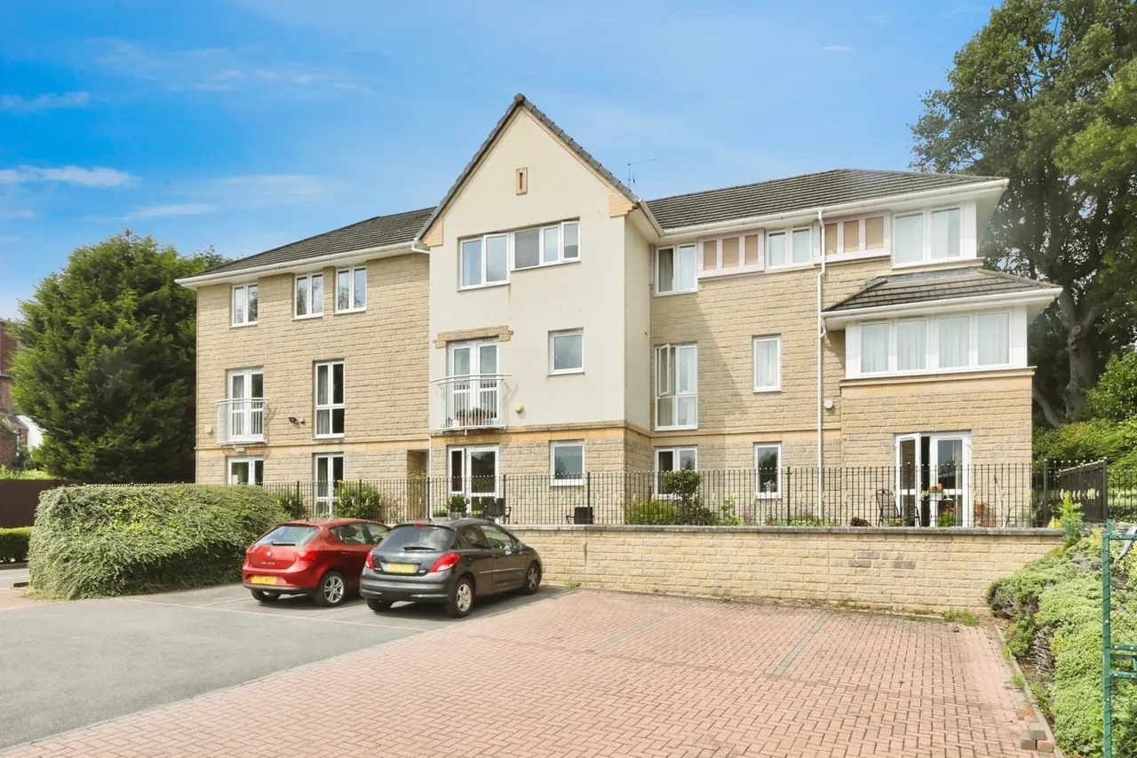 Bartin Close, Sheffield, South Yorkshire, S11, photo 2