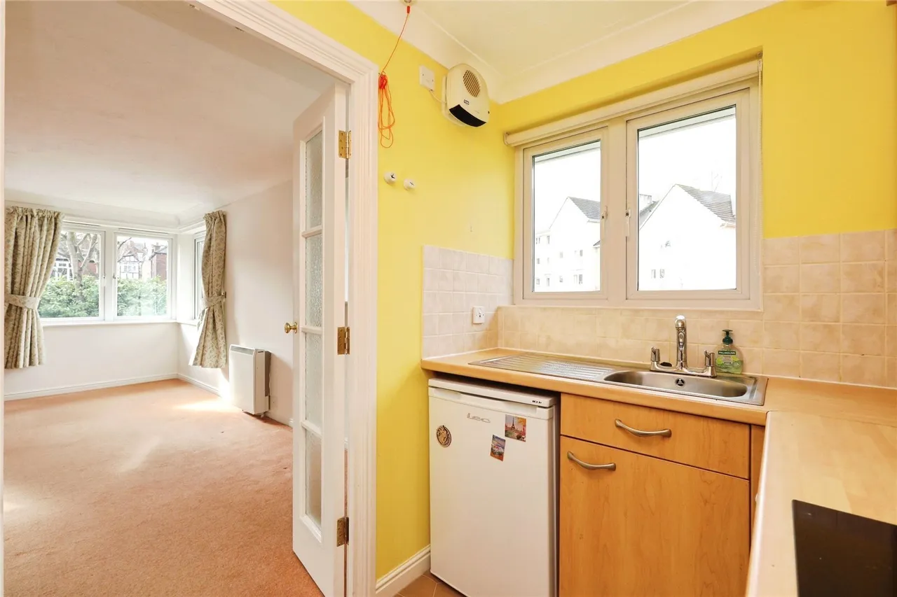 Bartin Close, Sheffield, South Yorkshire, S11, photo 8