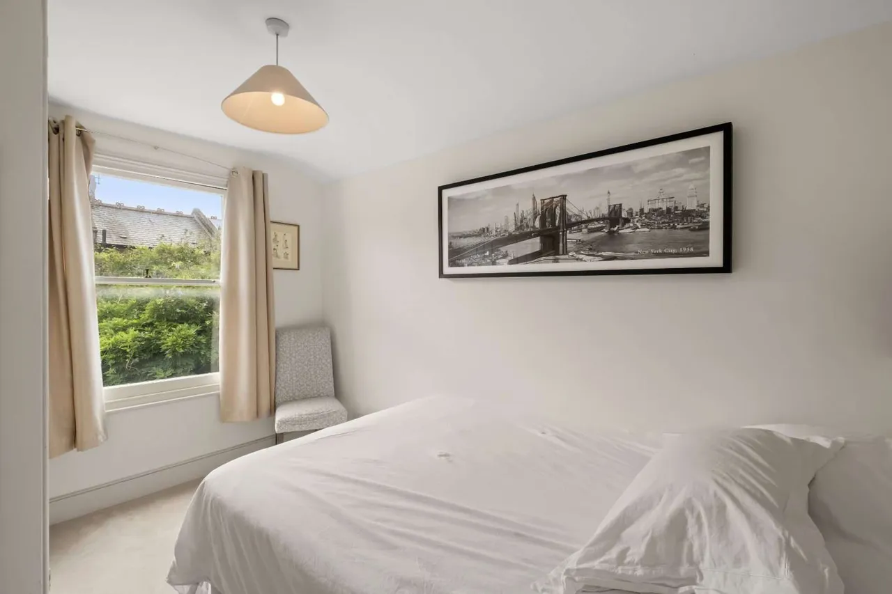 Ashbury Road, London, SW11, photo 15