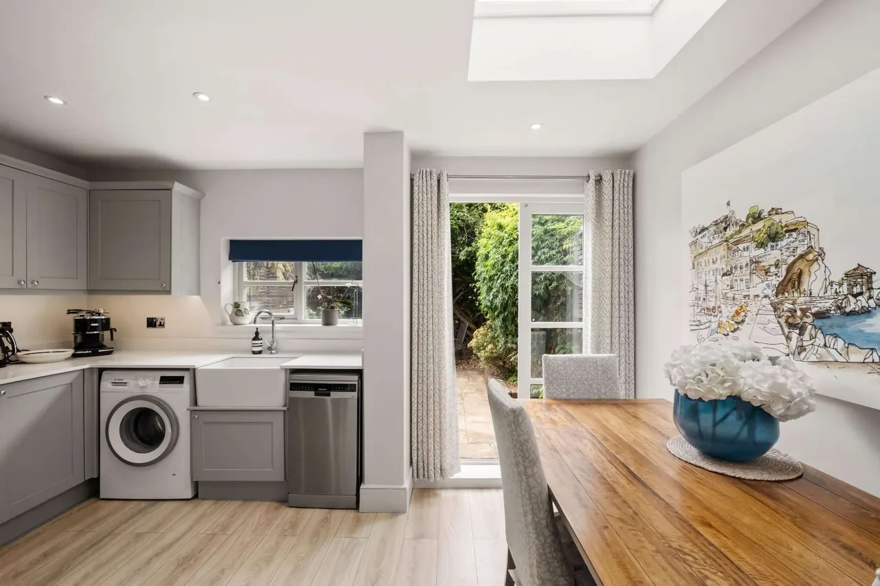 Ashbury Road, London, SW11, photo 11