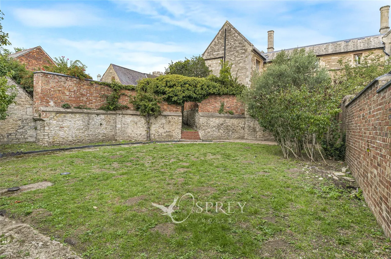 Market Place, Oundle, PE8, photo 10