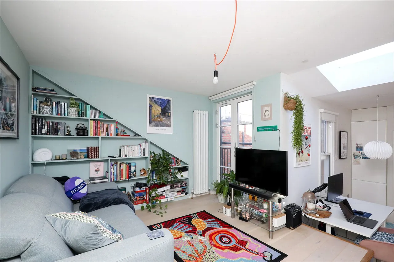 Hereford Road, London, W3, photo 10