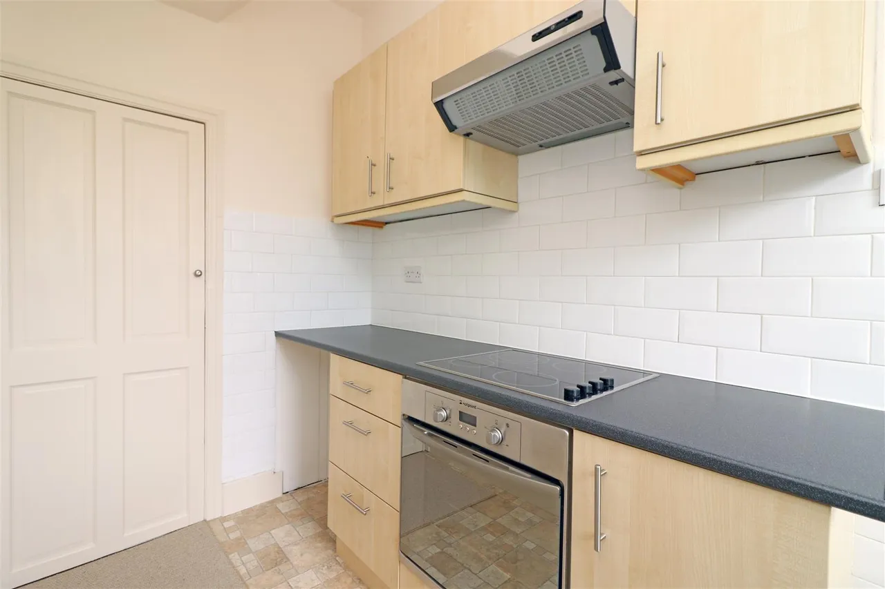 Granville Terrace, Yeadon, LS19, photo 5